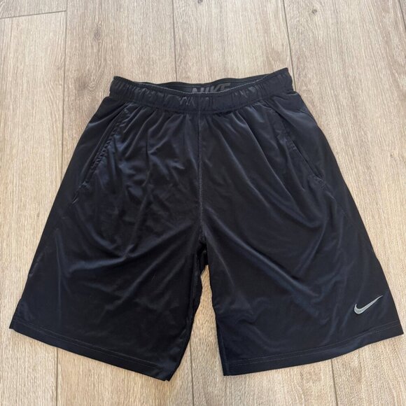 Nike Shorts Men Medium Black Swoosh Athletic Gym Fitness Dri-Fit - Picture 2 of 7